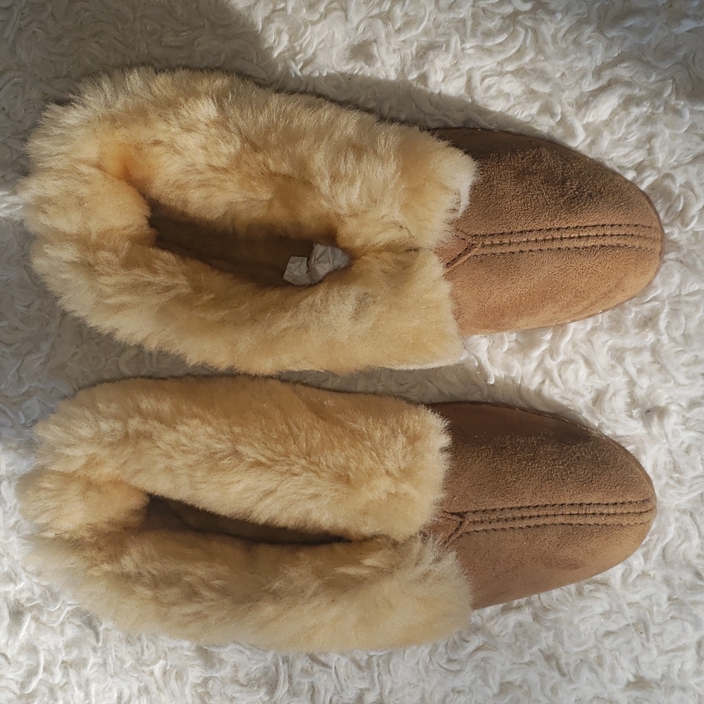 Minnetonka Golden Tan Sheepskin Ankle Boot Brand New Without Box 7 - Picture 5 of 16